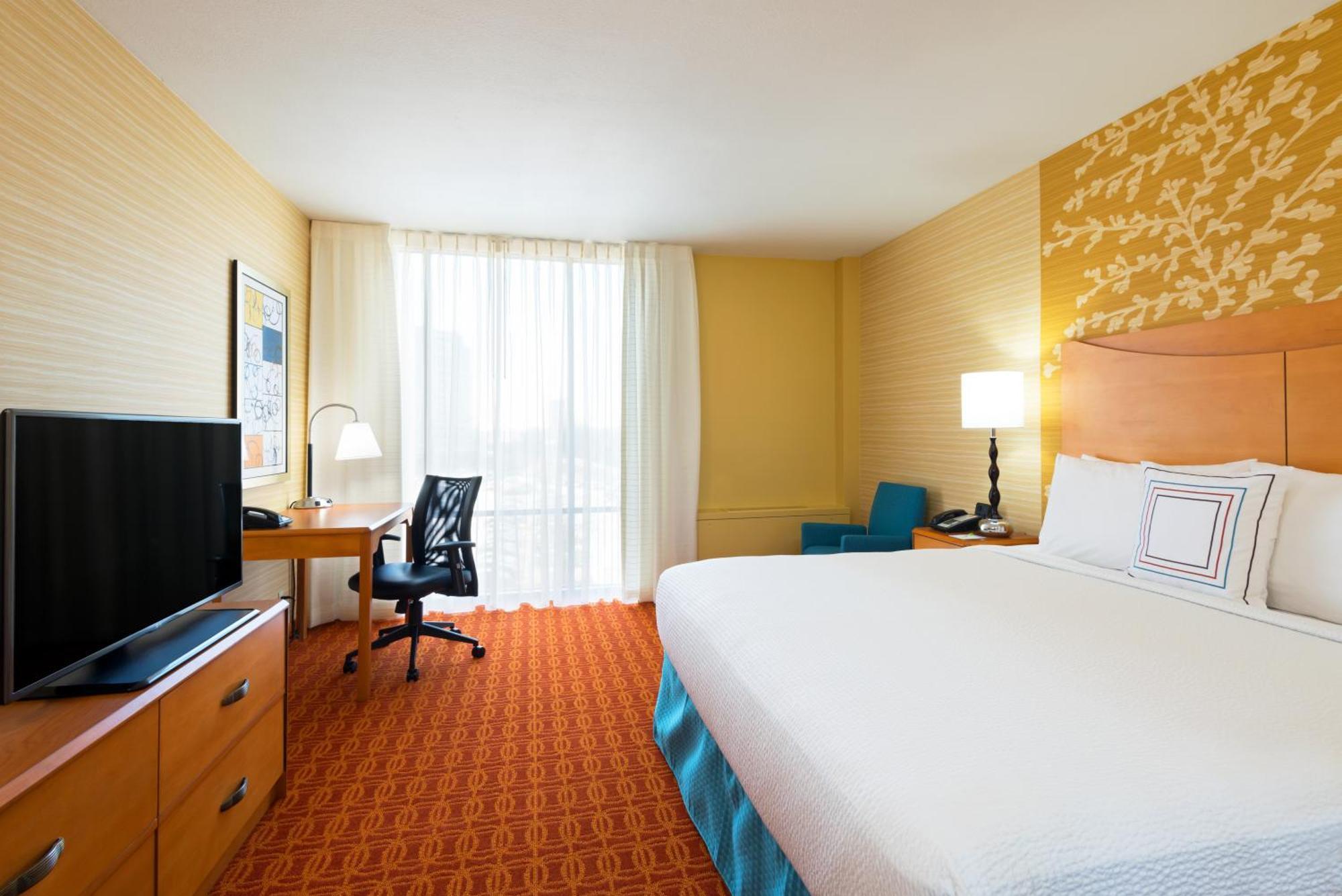 Fairfield Inn&suites Downtown 3*