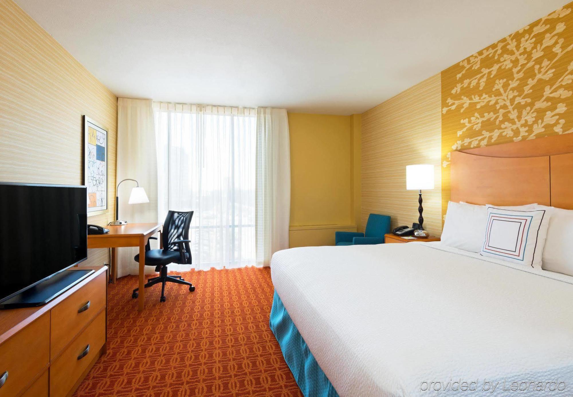 Fairfield Inn&suites Downtown 3*