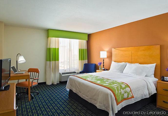 Hotel Fairfield & Downtown